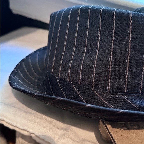 🎩 Vintage Magid Classic Manhattan Gangster Ladies Fedora Hat 🎩 - Picture 7 of 11